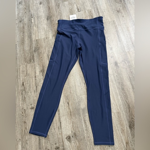Fabletics • High Waist Cold Weather Pocket Leggings - Picture 3 of 8